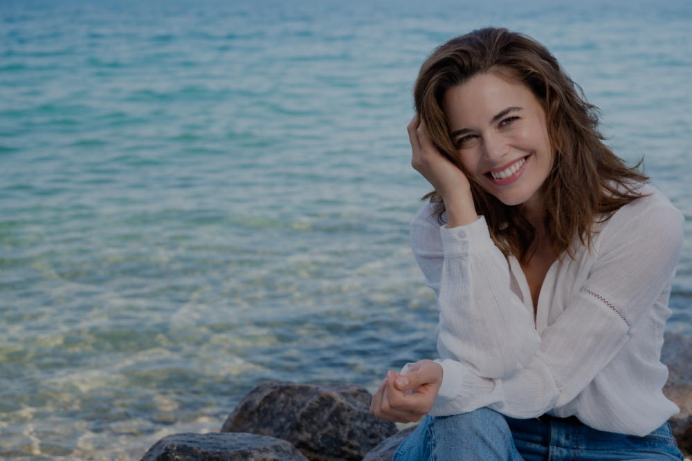 מותג טיפוח יוקרתי המבוסס על עוצמת הים